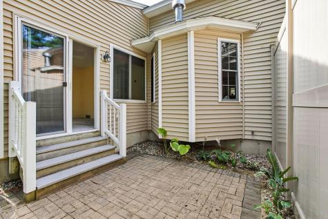 29 Bentley Place Kennebunk ME 04043