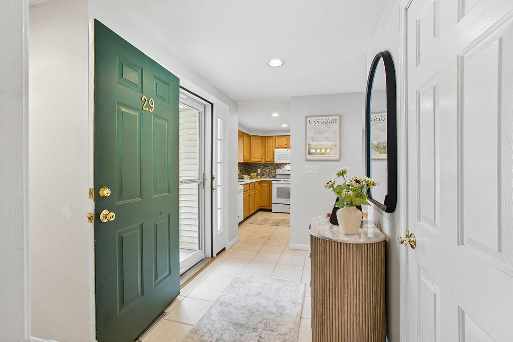 29 Bentley Place Kennebunk ME 04043