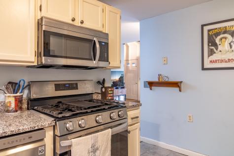 44 Cortland Circle Bangor ME 04401