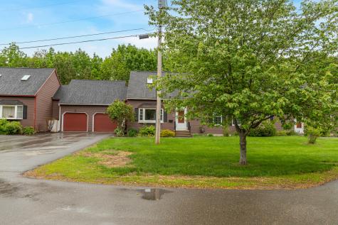 44 Cortland Circle Bangor ME 04401