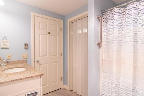 44 Cortland Circle Bangor ME 04401