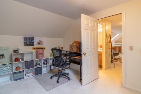 44 Cortland Circle Bangor ME 04401
