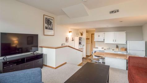 8 Sunrise Drive Newry ME 04261