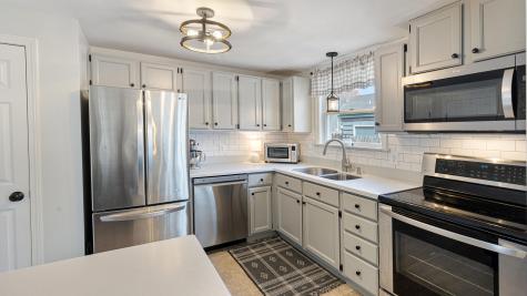 8 Orchard Hills Parkway Bangor ME 04401