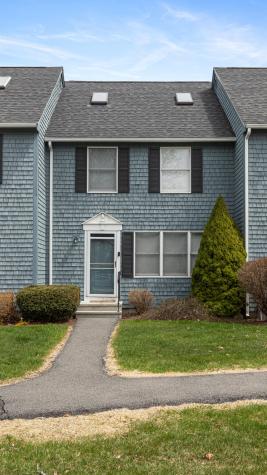 8 Orchard Hills Parkway Bangor ME 04401