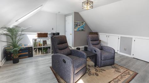 8 Orchard Hills Parkway Bangor ME 04401