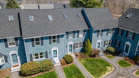 8 Orchard Hills Parkway Bangor ME 04401