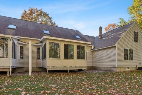 22 Winchester Court Kennebunk ME 04043