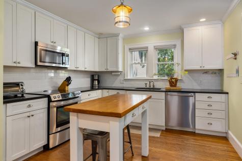 8 Water Street Kittery ME 03904