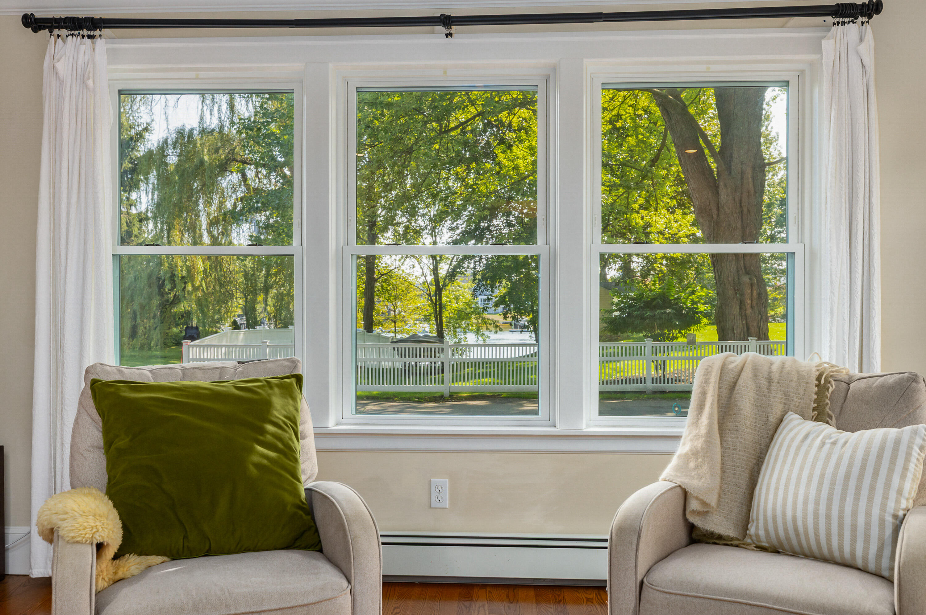 8 Water Street Kittery ME 03904