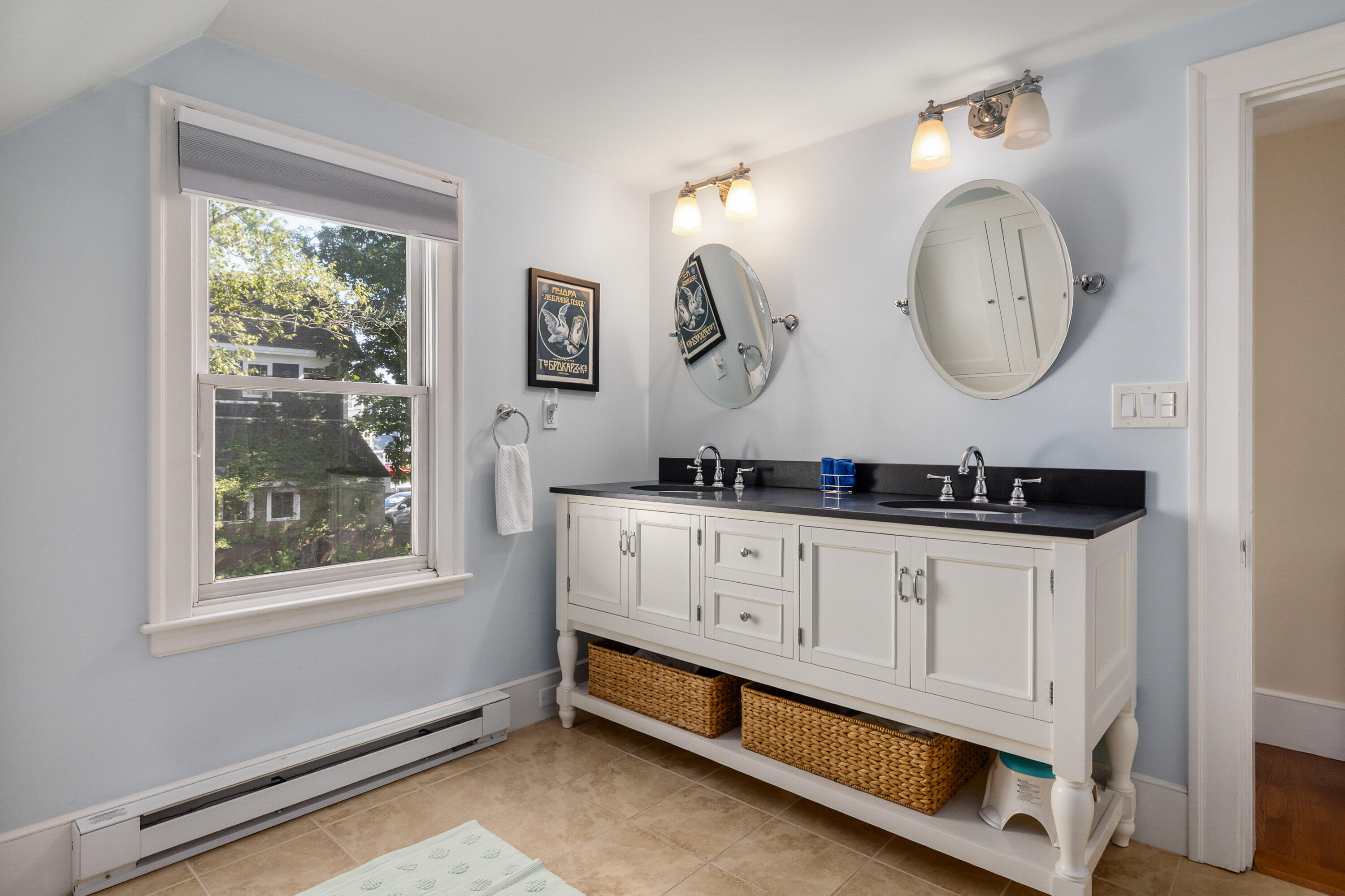 8 Water Street Kittery ME 03904