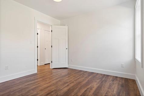 25 Magnolia Lane Gardiner ME 04345
