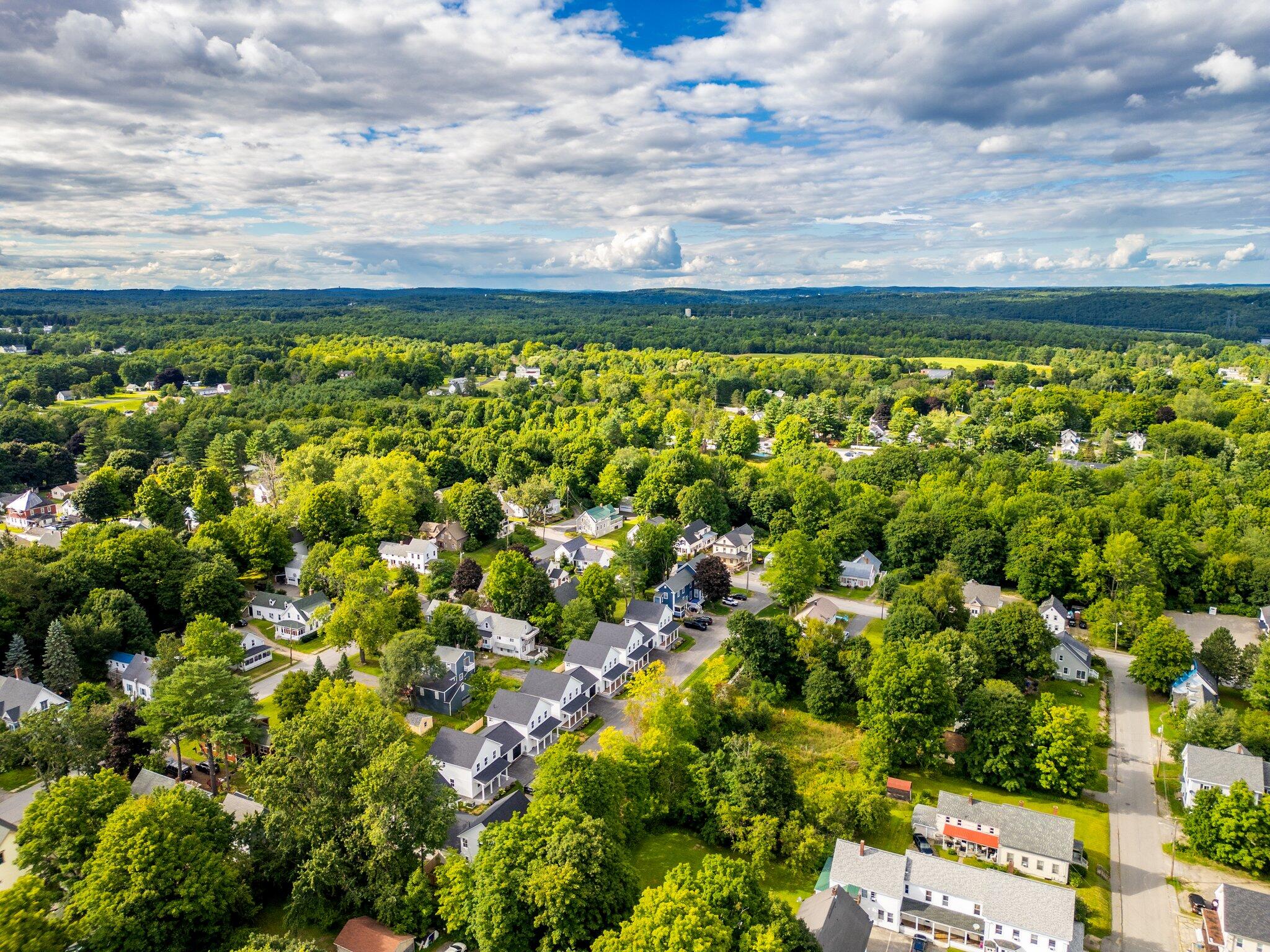 25 Magnolia Lane Gardiner ME 04345