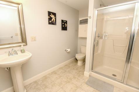 9 Camden Court Bangor ME 04401