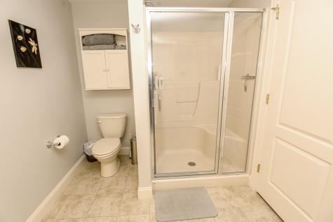 9 Camden Court Bangor ME 04401