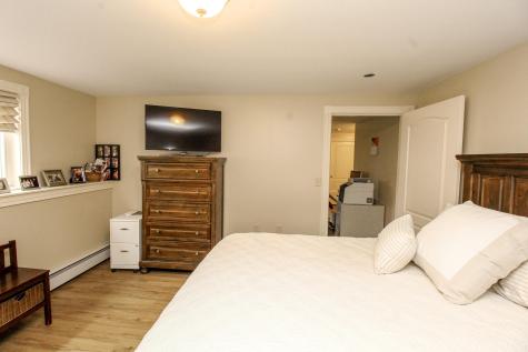 9 Camden Court Bangor ME 04401