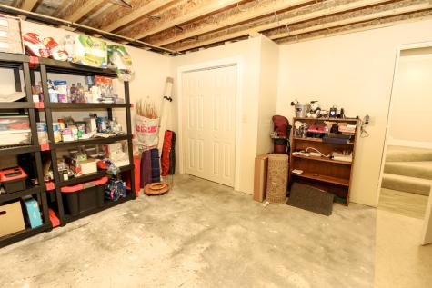 9 Camden Court Bangor ME 04401