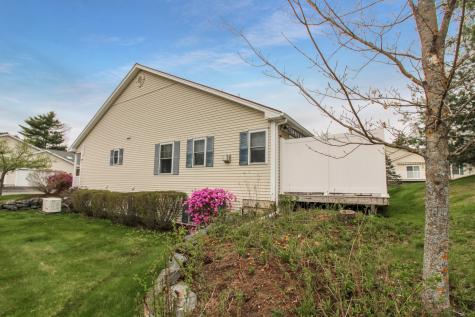 9 Camden Court Bangor ME 04401