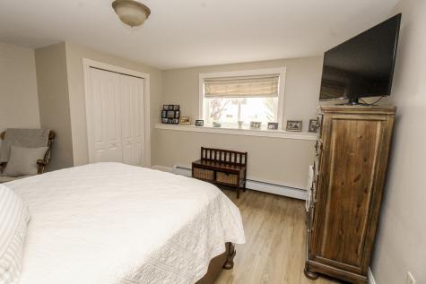 9 Camden Court Bangor ME 04401