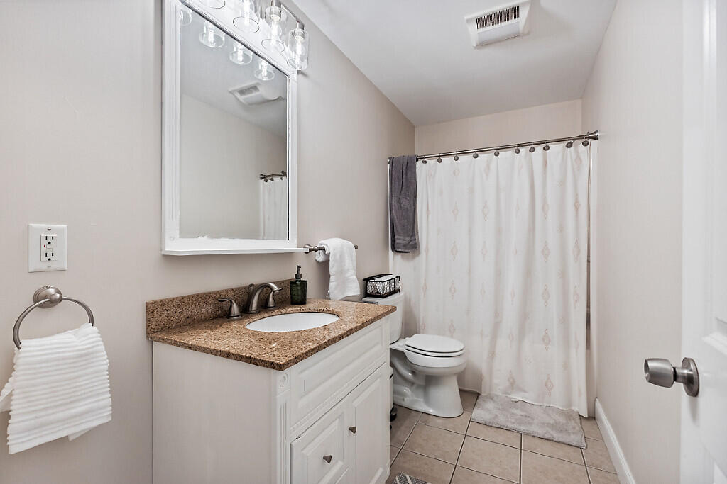 77 Glen Street Augusta ME 04330