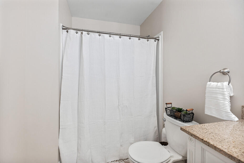 77 Glen Street Augusta ME 04330