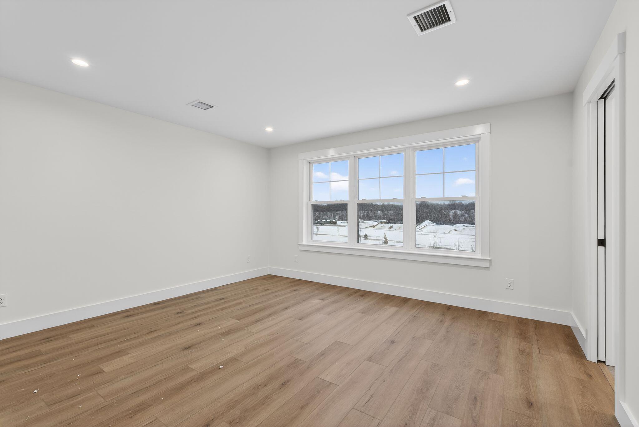 30 Feldspar Lane Cumberland ME 04021