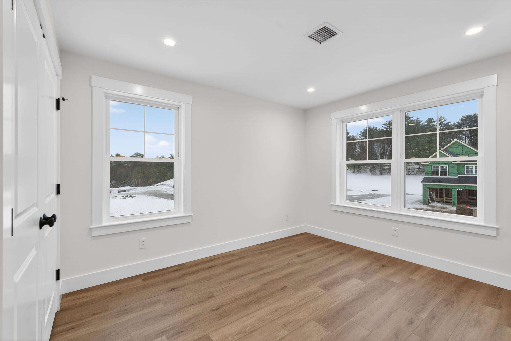 30 Feldspar Lane Cumberland ME 04021