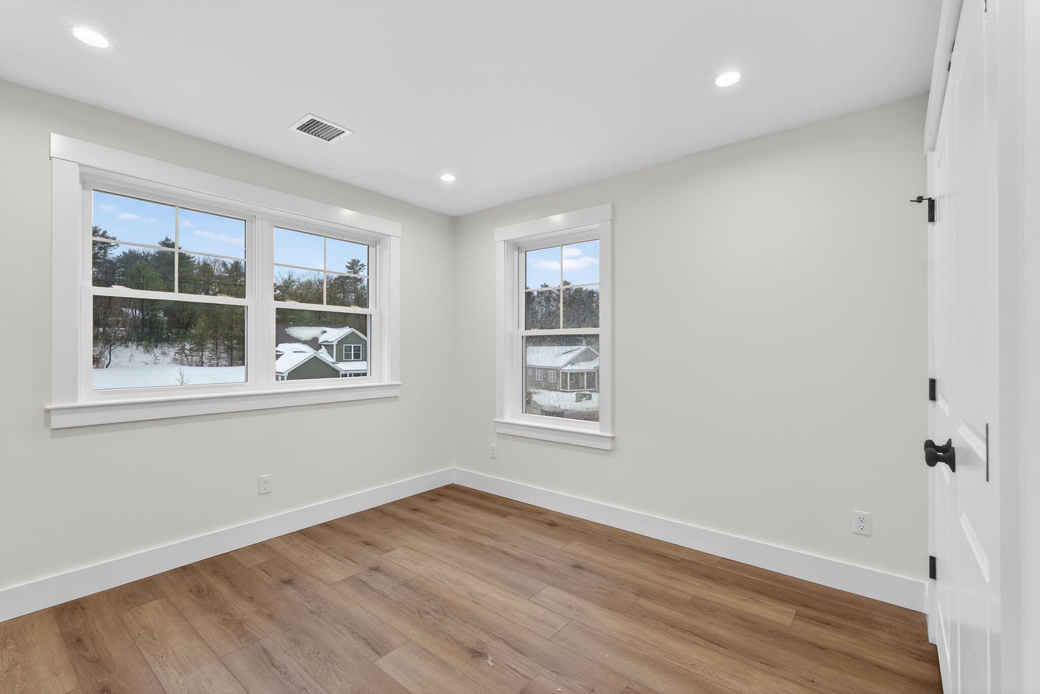 30 Feldspar Lane Cumberland ME 04021