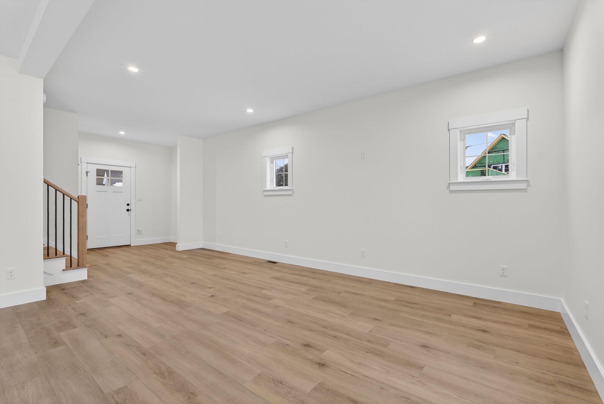 30 Feldspar Lane Cumberland ME 04021