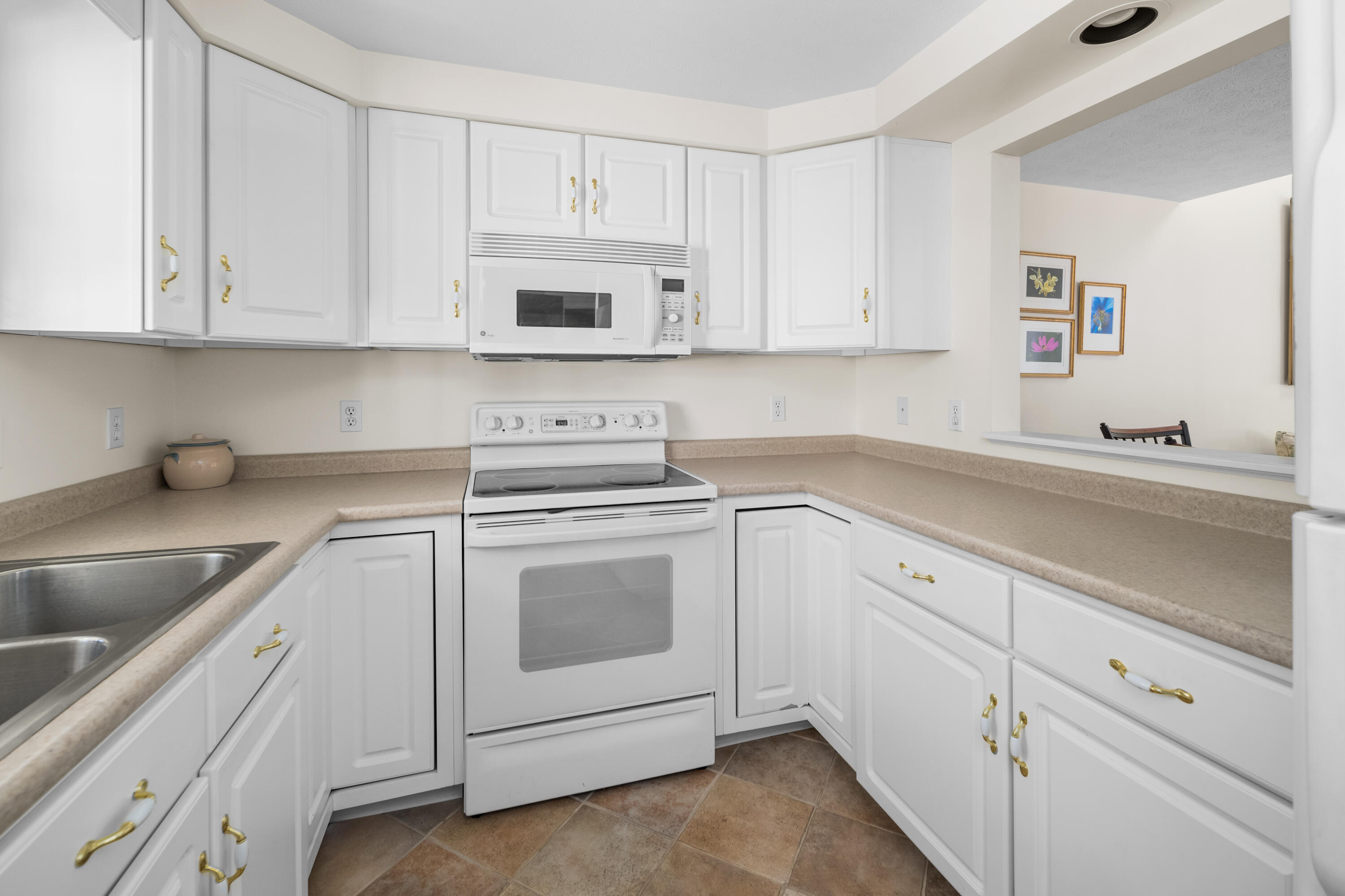 29 Hampton Glen Drive Kennebunk ME 04043