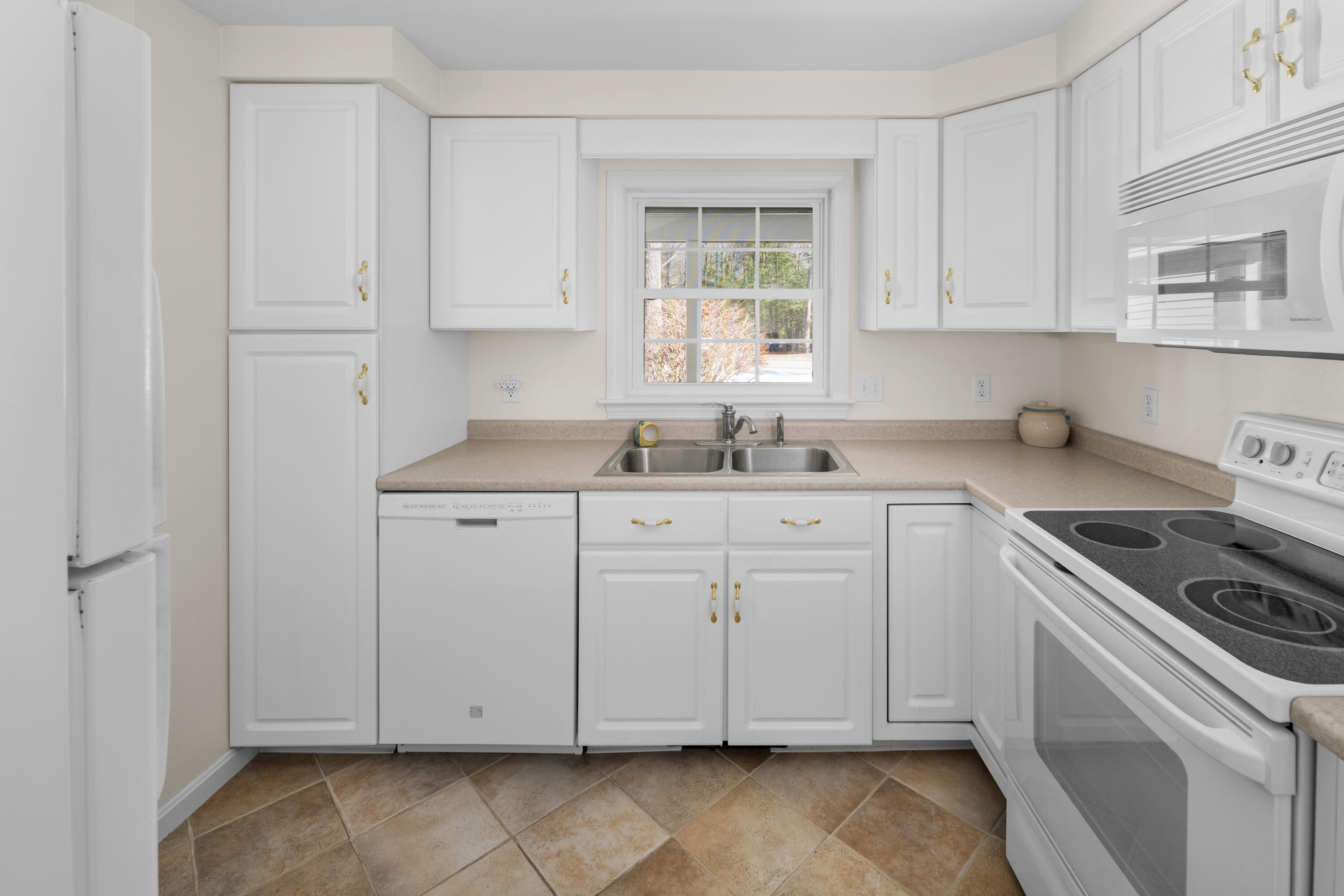 29 Hampton Glen Drive Kennebunk ME 04043