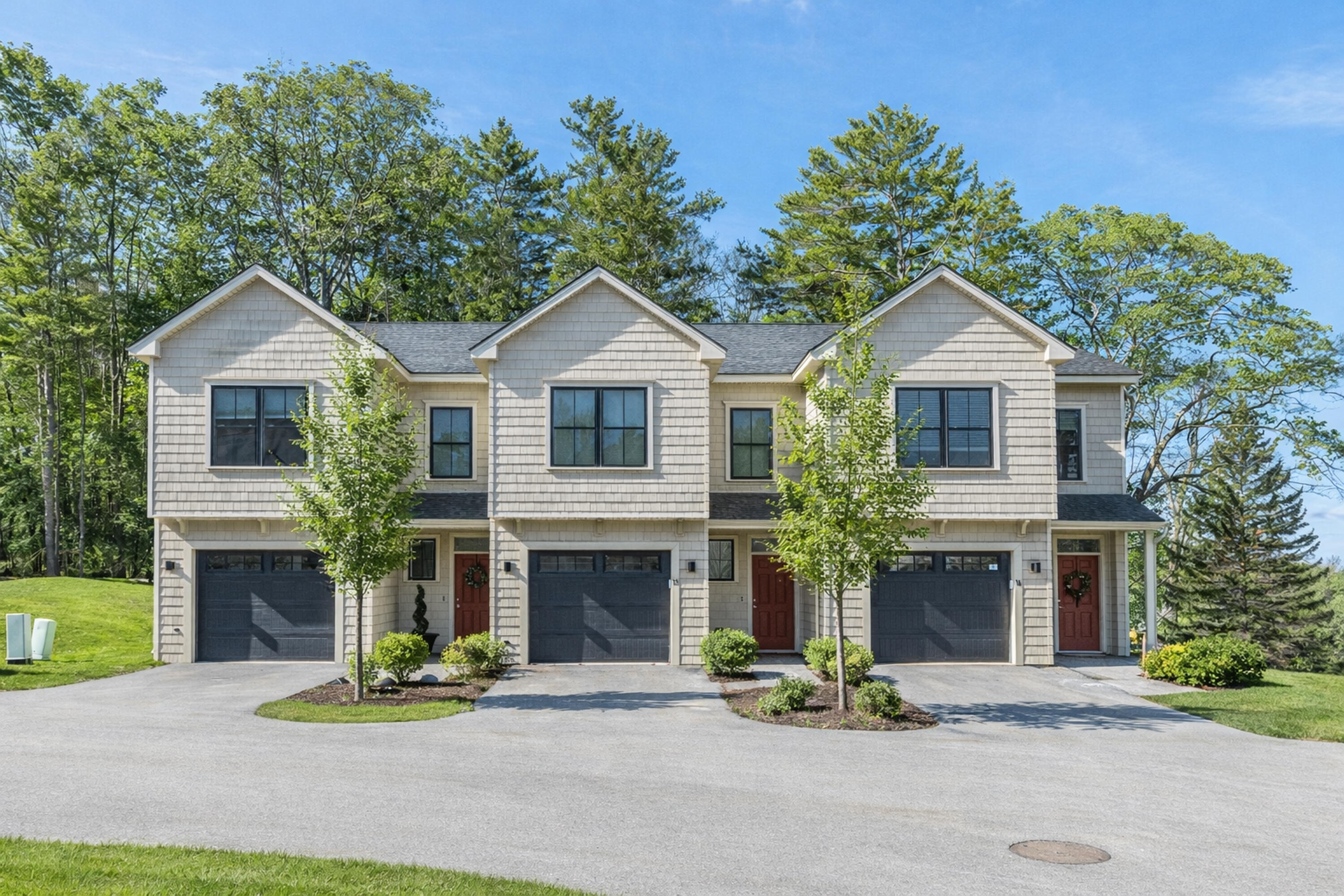 25 Preservation Lane South Portland ME 04106