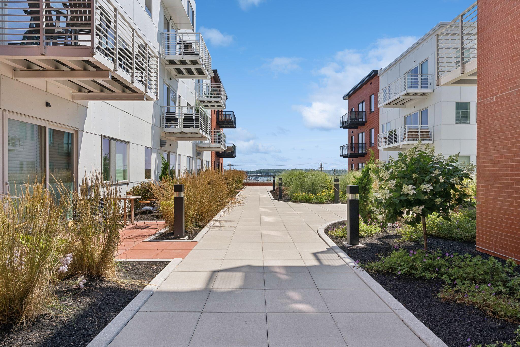 383 Commercial Street Portland ME 04101