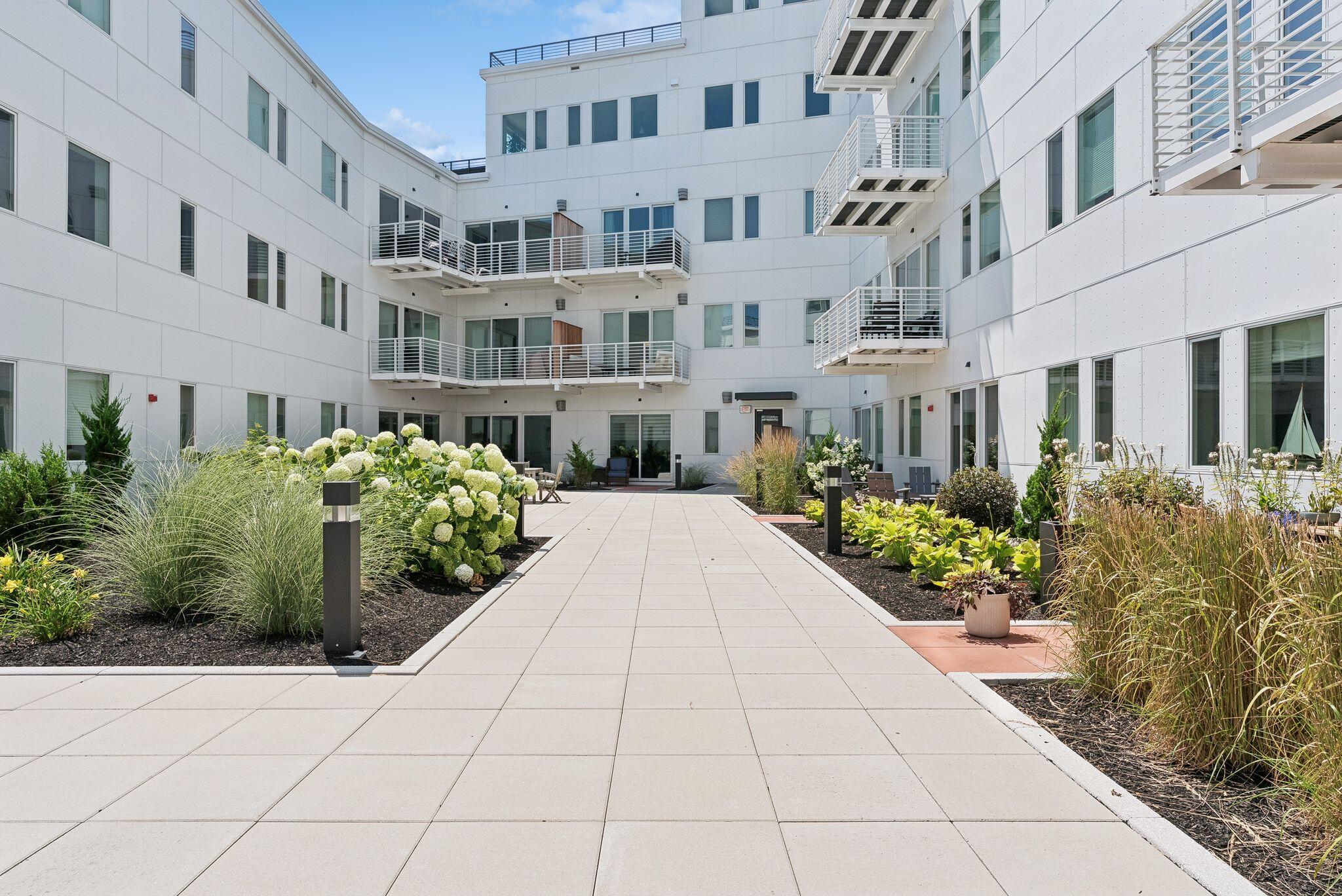 383 Commercial Street Portland ME 04101