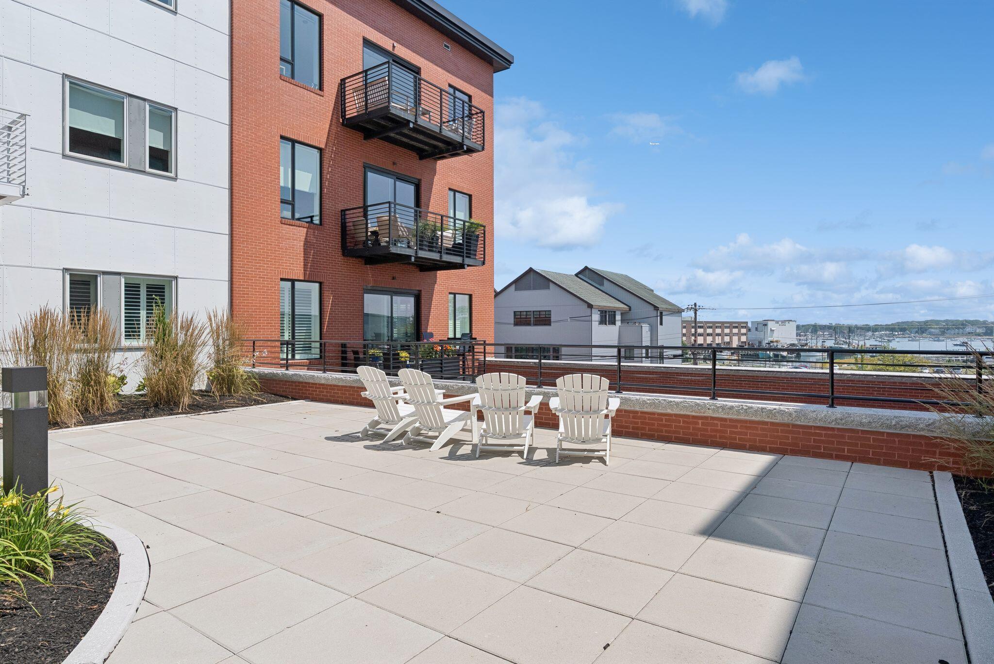 383 Commercial Street Portland ME 04101