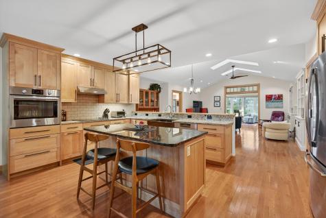 4 Glos Way Cape Elizabeth ME 04107