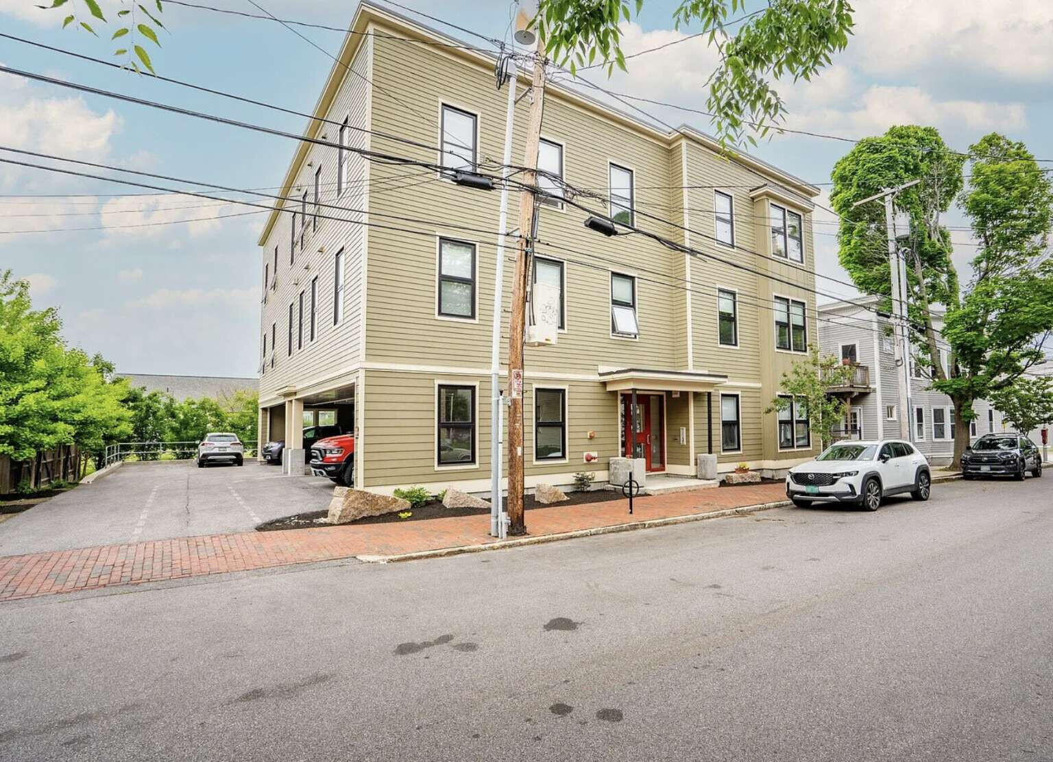 65 Munjoy Street Portland ME 04101