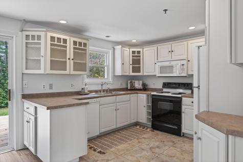 12 Willow Grove Brunswick ME 04011