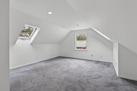 12 Willow Grove Brunswick ME 04011