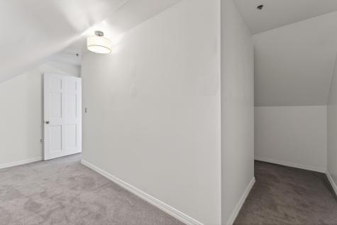 12 Willow Grove Brunswick ME 04011