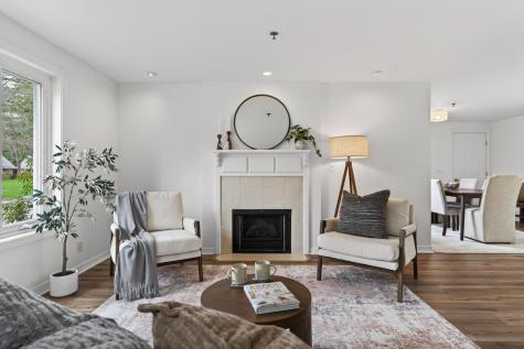 12 Willow Grove Brunswick ME 04011