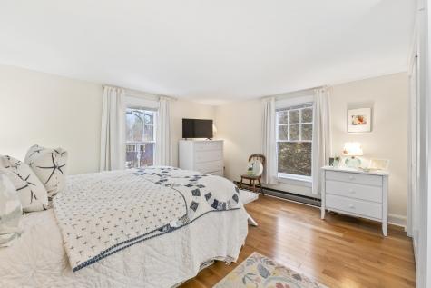 589 York Street York ME 03909