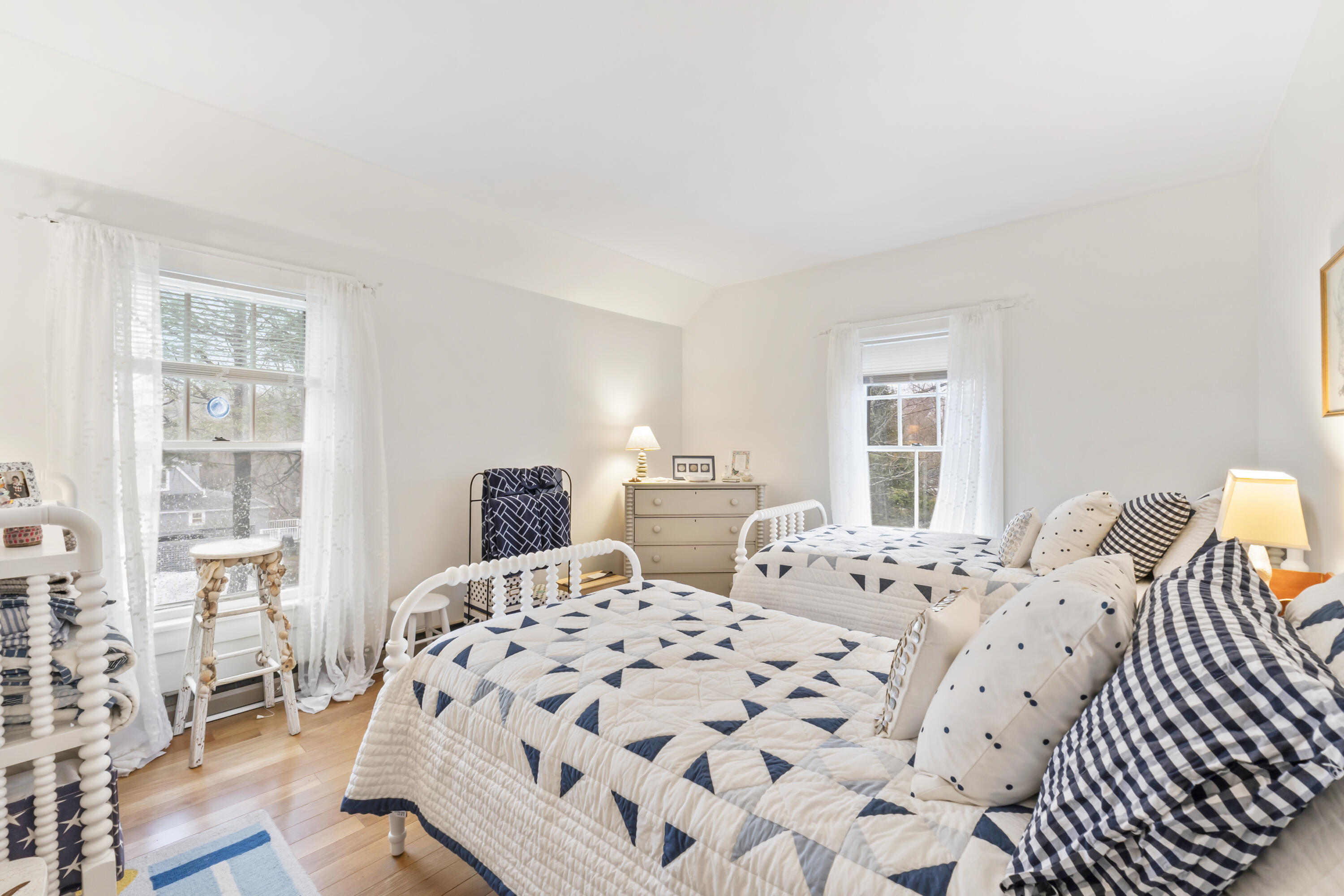 589 York Street York ME 03909