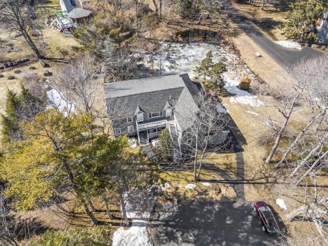 589 York Street York ME 03909