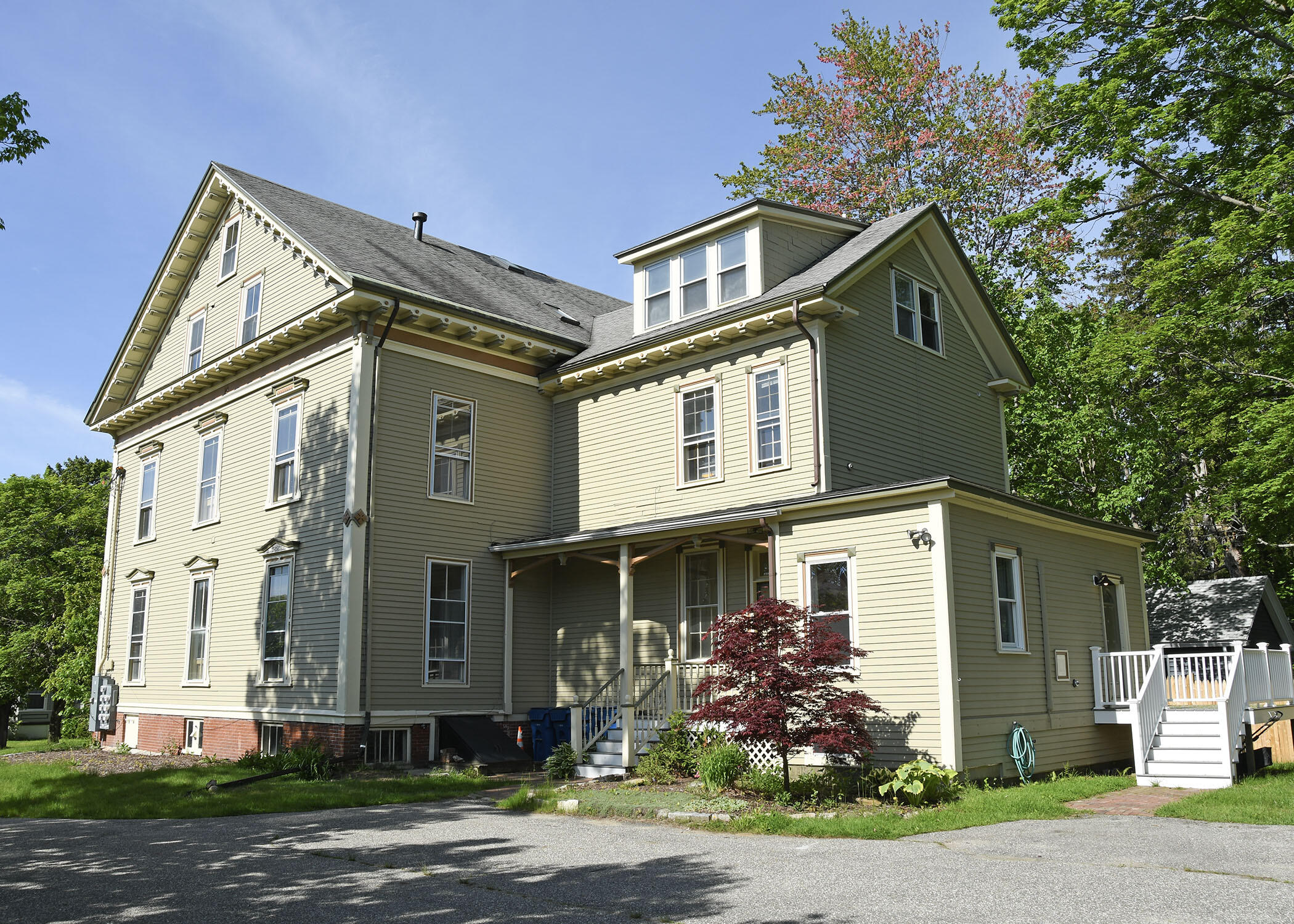 147 Pleasant Avenue Portland ME 04103