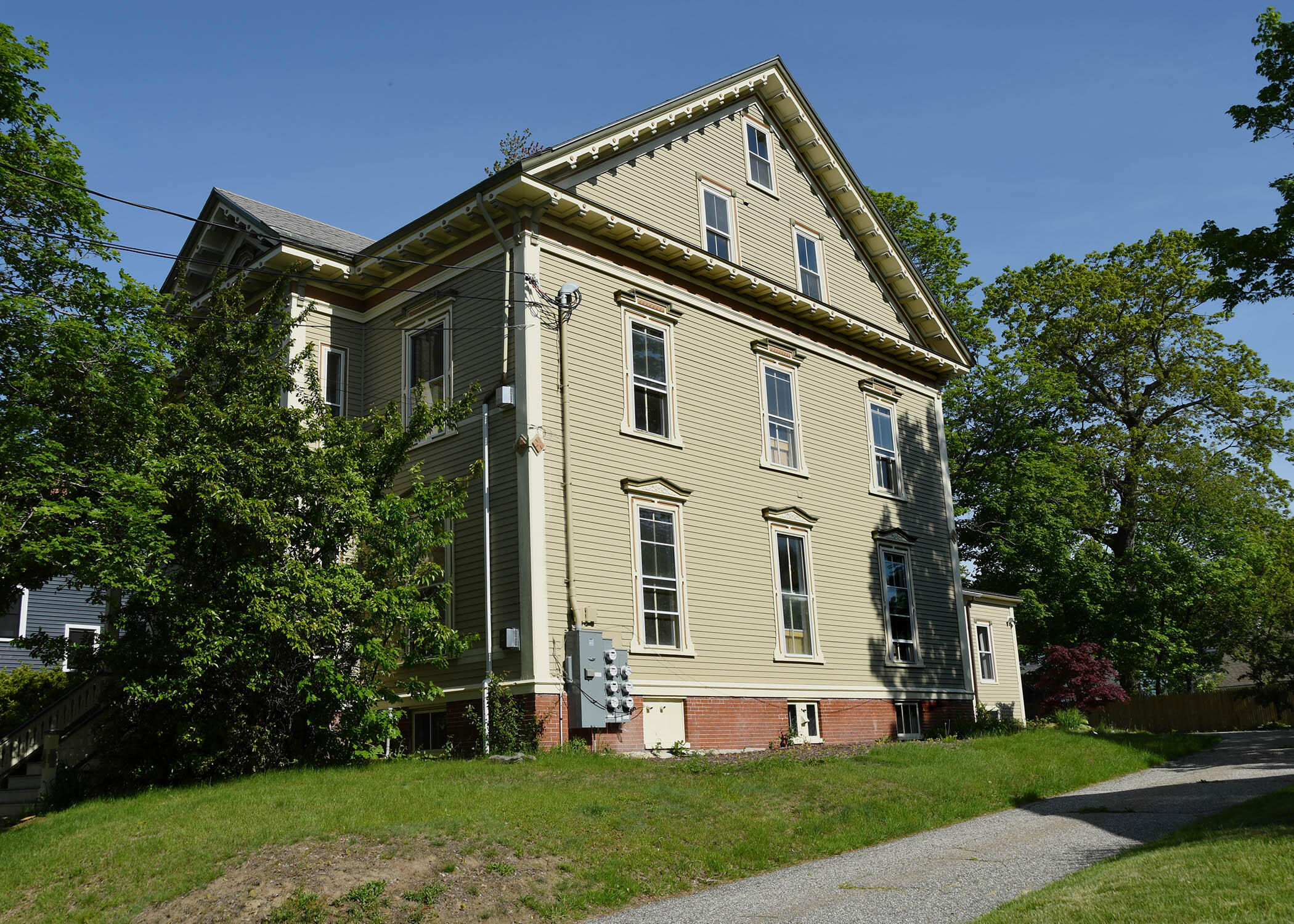 147 Pleasant Avenue Portland ME 04103