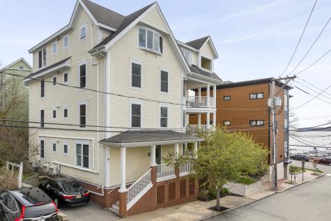 9 Waterville Street Portland ME 04101