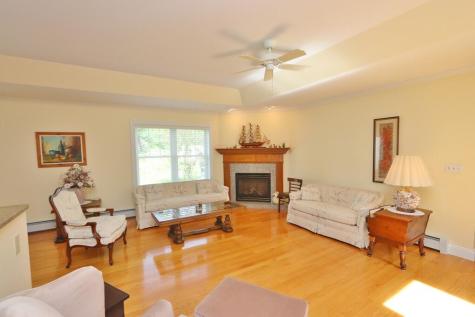 122 Chickadee Lane Bangor ME 04401