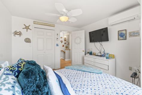 143 Beach Avenue Kennebunk ME 04043