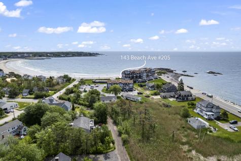 143 Beach Avenue Kennebunk ME 04043